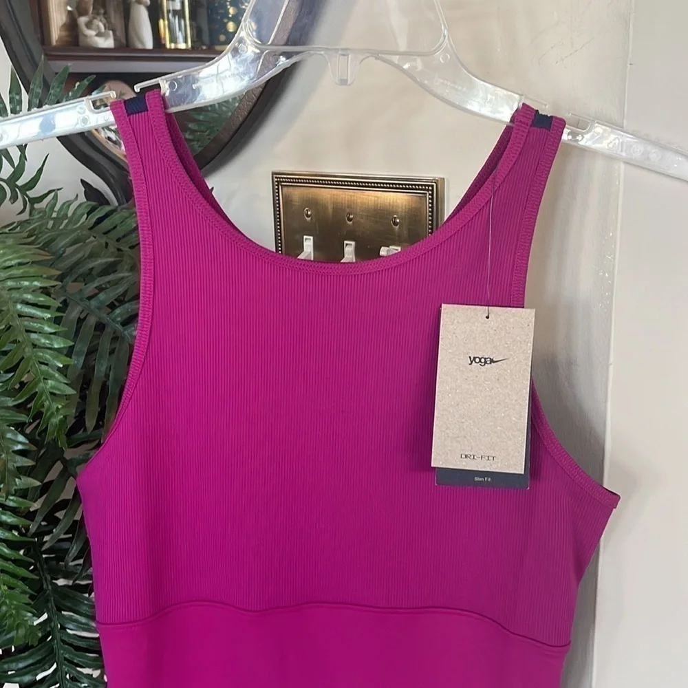 Brand New Nike Yoga Dri-Fit Training Tank Top Berry Racerback Crew Neck Stretchy
